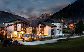 Hotel Castel Pietra